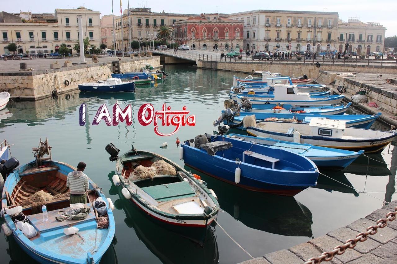 I Am Ortigia - Alfeo Apartment Syracuse ภายนอก รูปภาพ